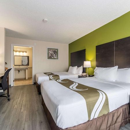 Quality Inn & Suites Vandalia Near I-70 And Hwy 51 Esterno foto