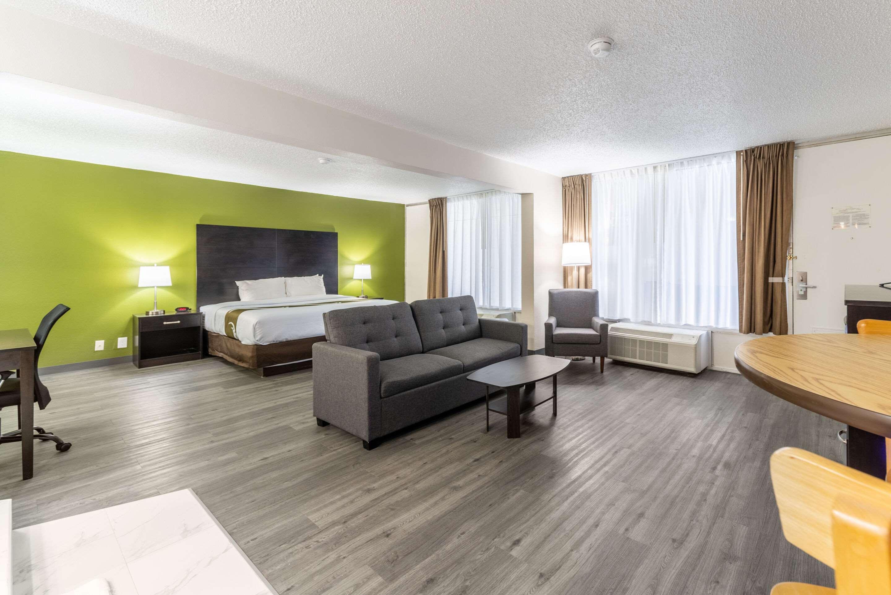 Quality Inn & Suites Vandalia Near I-70 And Hwy 51 Esterno foto