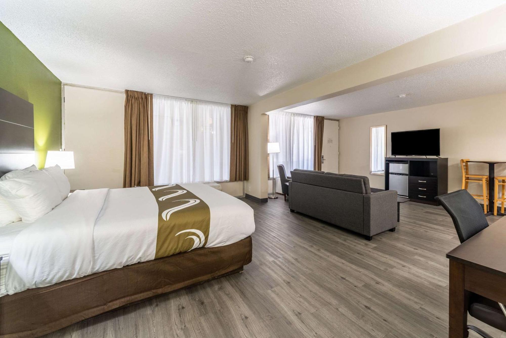Quality Inn & Suites Vandalia Near I-70 And Hwy 51 Esterno foto
