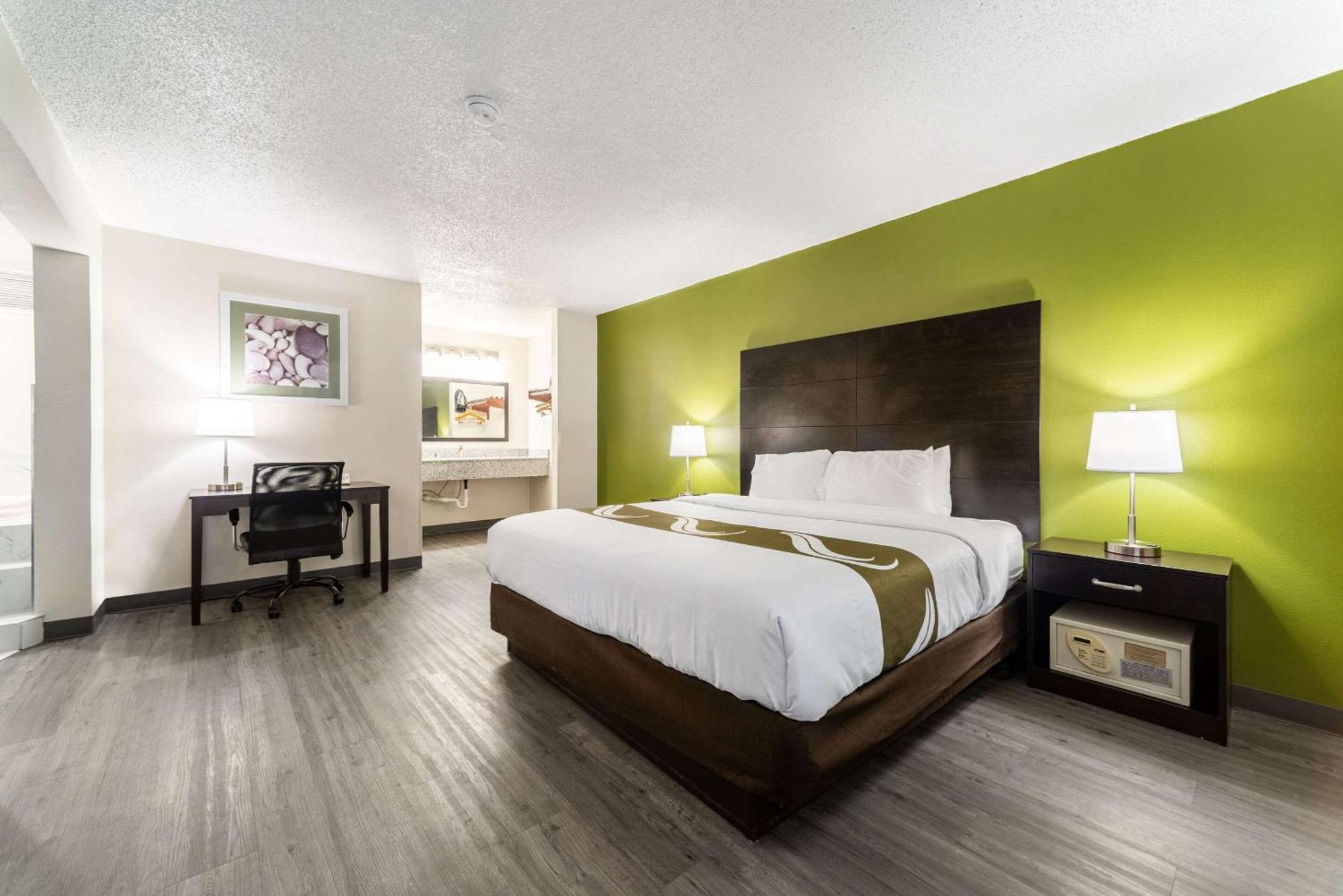 Quality Inn & Suites Vandalia Near I-70 And Hwy 51 Esterno foto