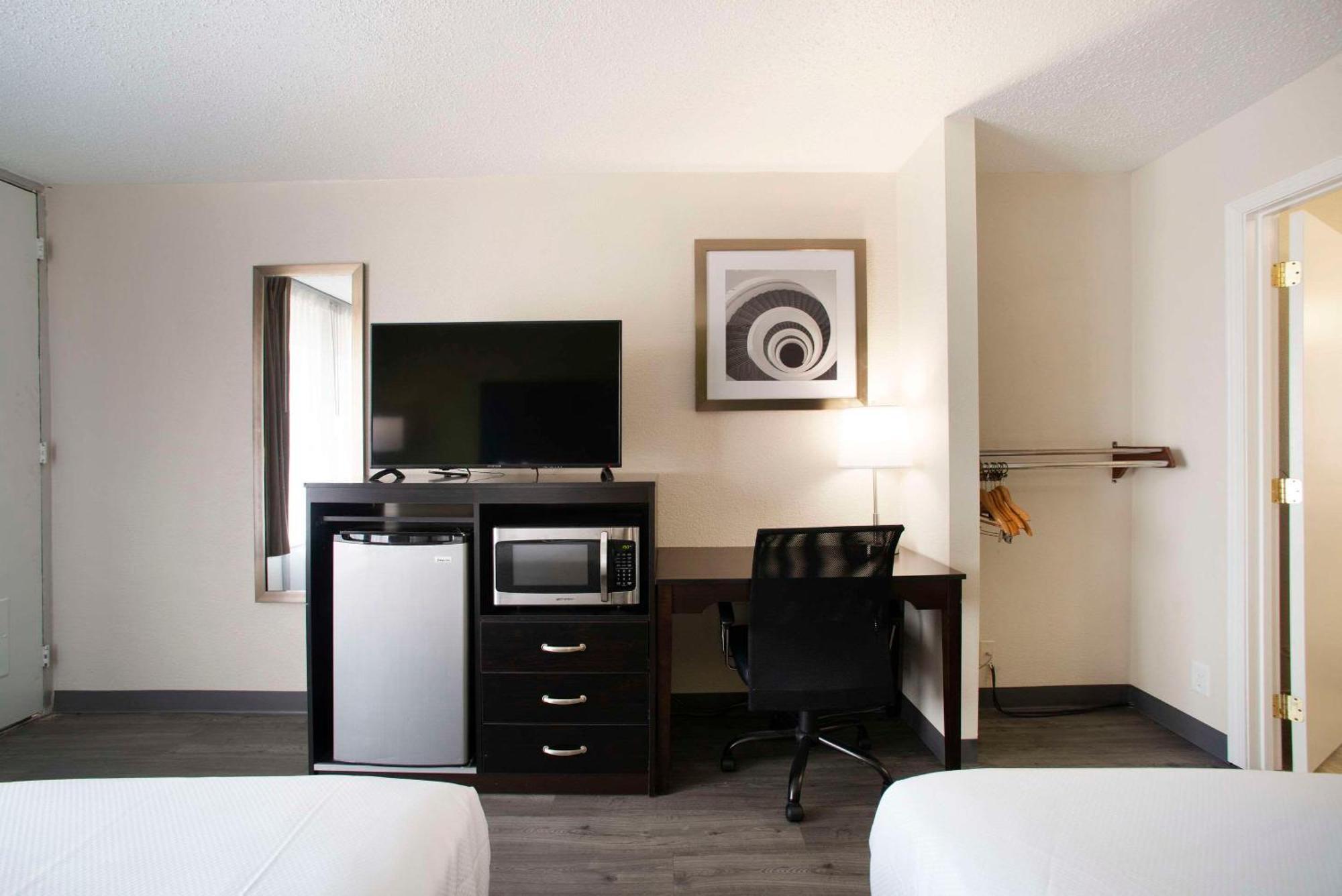 Quality Inn & Suites Vandalia Near I-70 And Hwy 51 Esterno foto